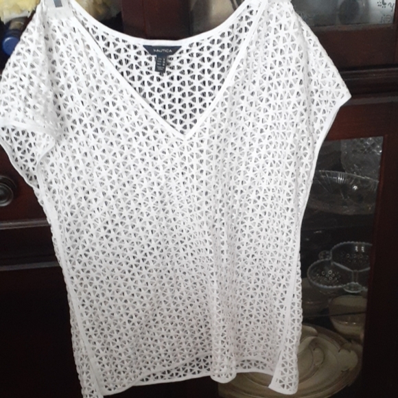 Shirt - Picture 2 of 4